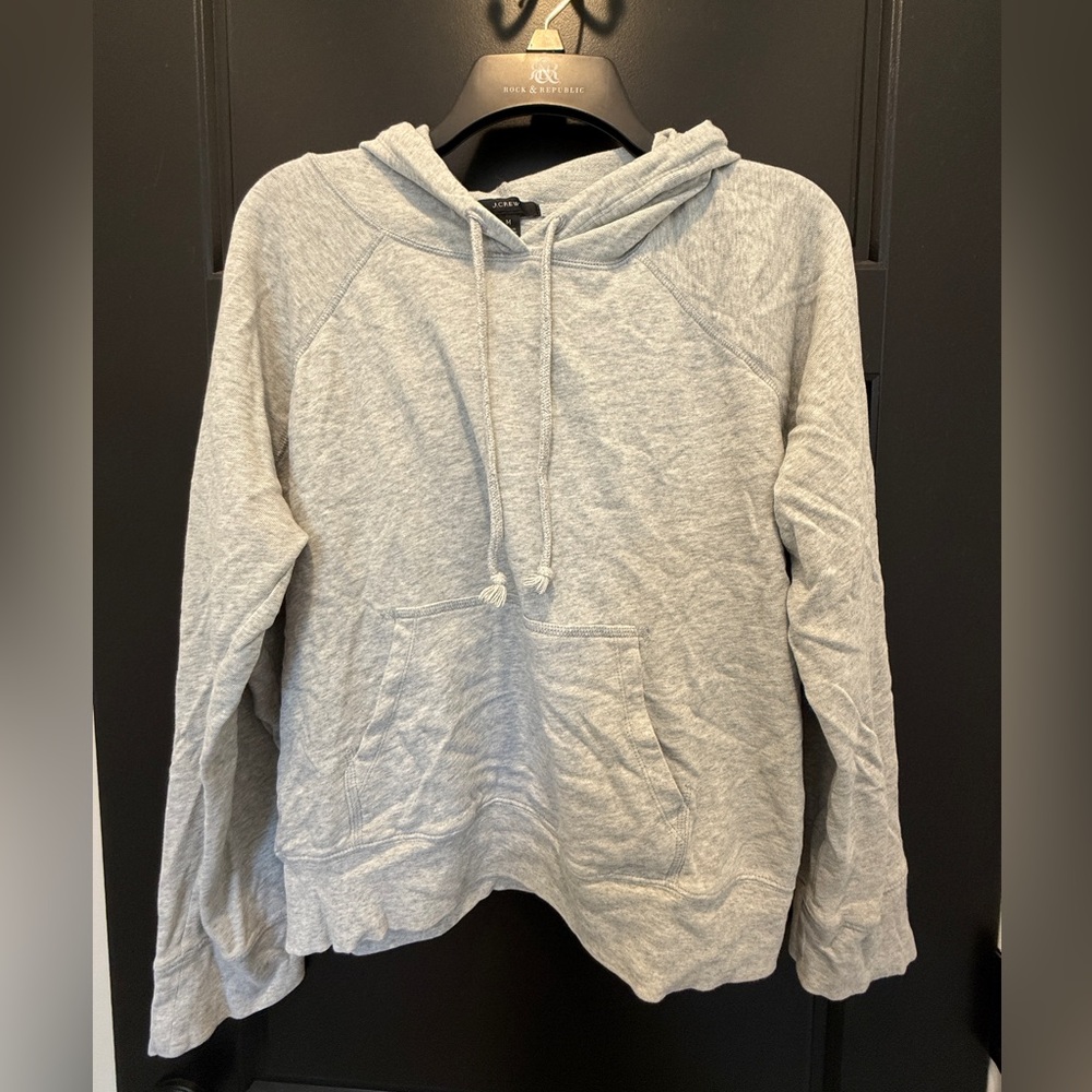 Lightweight Gray Hoodie with Front Pocket